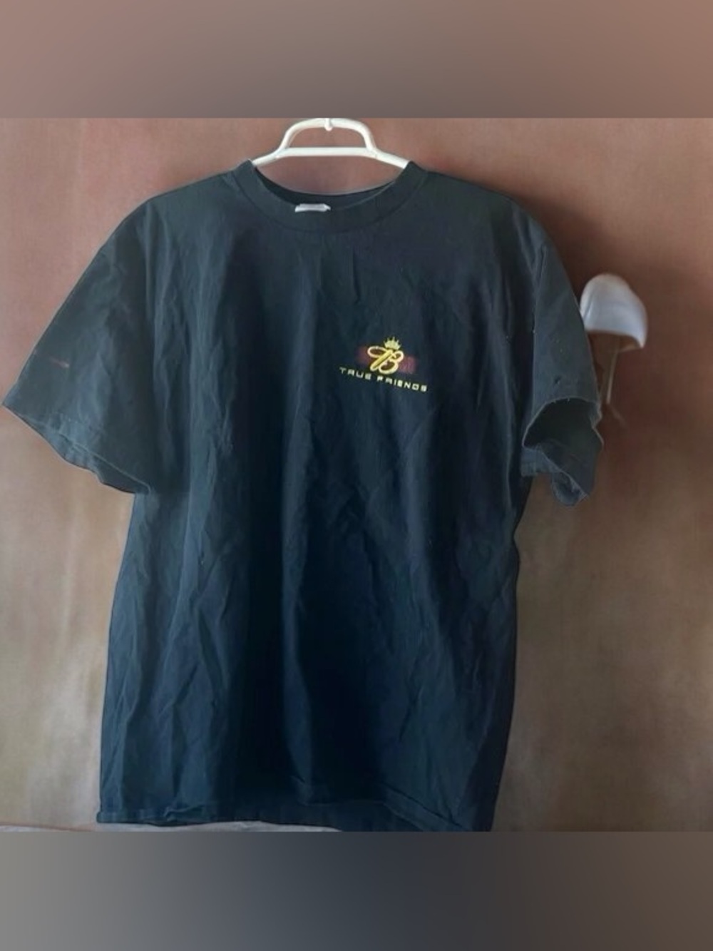 ❤️True Friends Black Short-Sleeve Crew Tee with Small Chest Logo
